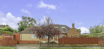 4 bedroom detached bungalow for sale