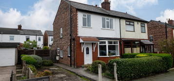 3 bed semi-detached house to rent