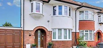 4 bedroom semi-detached house for sale