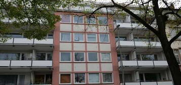 Gut geschnittene, schöne 3-Zimmer-Wohnung mit Balkon in zentraler Lage von Hanau