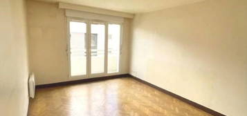 Appartement  à vendre, 3 pièces, 2 chambres, 65 m²