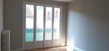 Appartement  à louer, 3 pièces, 2 chambres, 59 m²