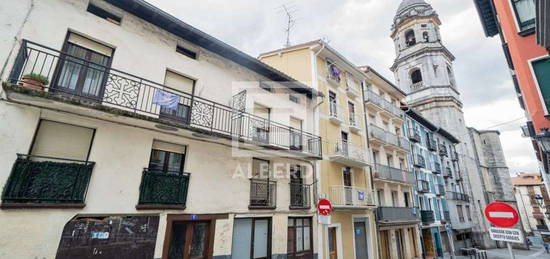 Piso en venta en calle Aizkibel