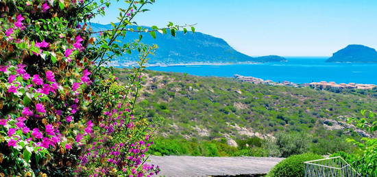 Bilocale in vendita in via Cala Sassari s.n.c