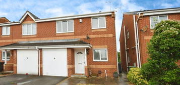 3 bedroom semi-detached house for sale