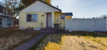 112 SE 15th Ave, Milton-freewater, OR 97862