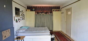 Large Room w/ Balcony in Blijdorp (until Nov 7th.)