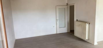 Helle 3-Zimmer Wohnung mit Balkon und Garage in Regen!