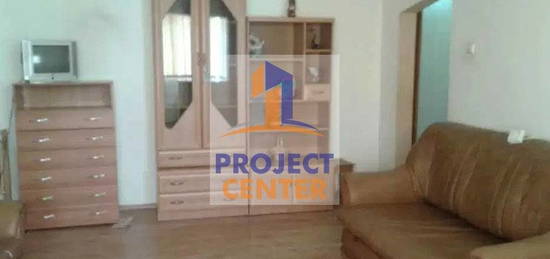 Apartament 3 camere, Gavana 2, etajul 4, cu balcon