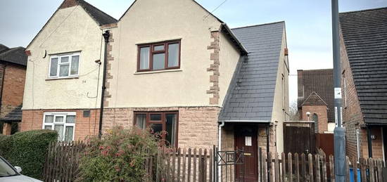 3 bedroom semi-detached house for sale