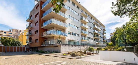 Apartamento T2 na zona da Boavista