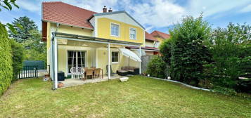 Doppelhaushälfte mit Terrasse und Stellplätzen in Bad Vöslau - perfektes Zuhause für Familien!