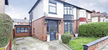 3 bed semi-detached house for sale