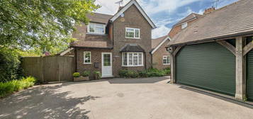 3 bedroom detached house