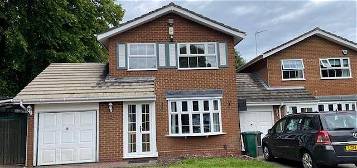 Detached house to rent in Windmill Drive, Croxley Green, Rickmansworth WD3
