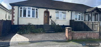 4 bedroom semi-detached house