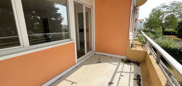 Appartement Angers 3 pièces 67 m2 HAUTS DE ST AUBIN-CHU balcon