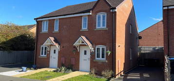 2 bed semi-detached house for sale