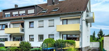 Gepflegte 4-Zimmer-Erdgeschosswohnung mit Balkon und Garage!