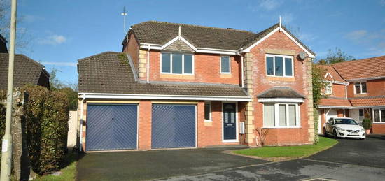 4 bedroom detached house