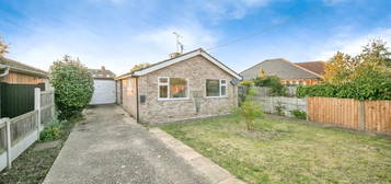 2 bedroom detached bungalow for sale