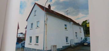 Wohnhaus zu verkaufen