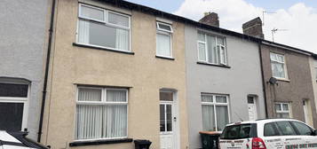 4 bed property to rent