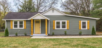 228 W Cedar St, Goodlettsville, TN 37072