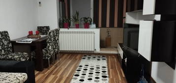 Apartament 3 camere situat in zona CENTRU - Liceul Traian (C