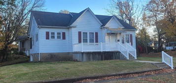 22 SW Main St, Bonne Terre, MO 63628