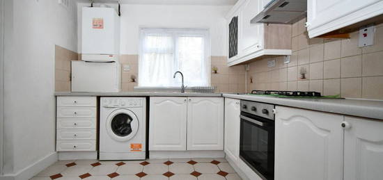 Terraced house to rent in Etchingham Road, London E15