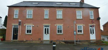 3 bedroom terraced house