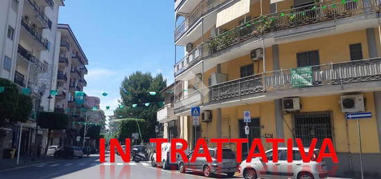 2 LOCALI A NOCERA INFERIORE