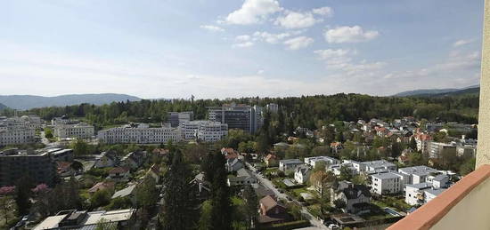 Wohnung in LKH Nähe mit Balkon und traumhaftem Ausblick, provisionsfrei