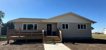 101 Beaver St, Elkton, SD 57026