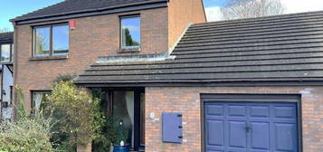 3 bedroom link detached house for sale