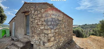 Proprietà rustica in vendita in via dei Cacciatori