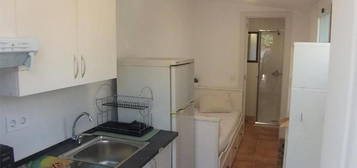 Apartamento de alquiler en Calle Conil, 13, Estación