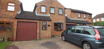 3 bed link detached house for sale