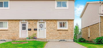 1211 Millwood Ave #77, Brockville, ON K6V 6J4