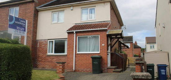 3 bedroom semi-detached house to rent