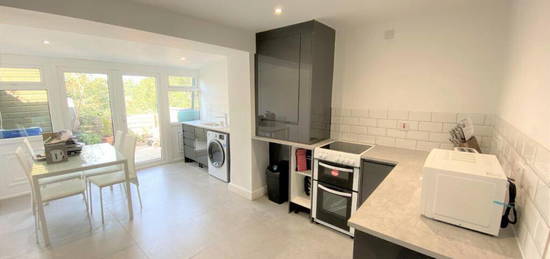 2 bedroom terraced house