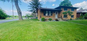 248 Baldoon Rd, Chatham Kent, ON N7L 1E3