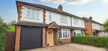 5 bedroom semi-detached house for sale