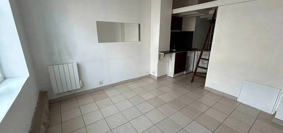 Location appartement 1 pièce 24 m²