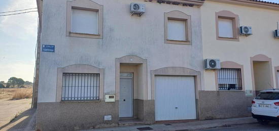 Casa adosada en venta en Fuentevieja, 22, Puebla de Obando