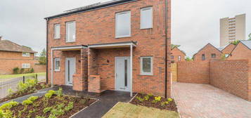 2 bedroom semi-detached house