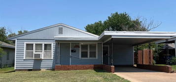 1206 E 4th St, Stillwater, OK 74074