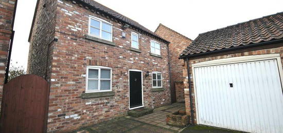 3 bedroom detached house