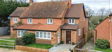 3 bedroom semi-detached house